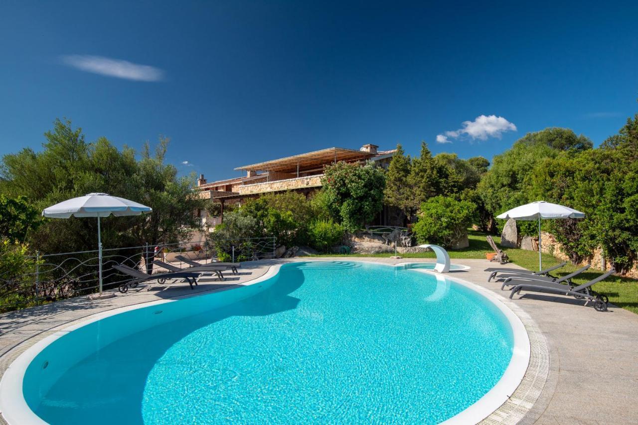 Affittacamere S'Alzola Porto Rotondo Exterior photo