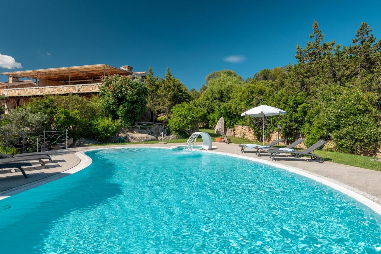 Affittacamere S'Alzola Porto Rotondo Exterior photo