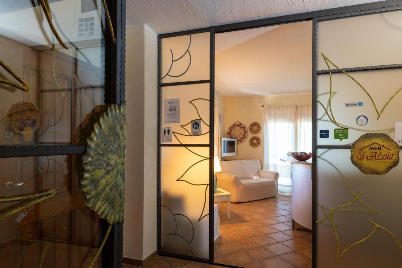 Affittacamere S'Alzola Porto Rotondo Exterior photo