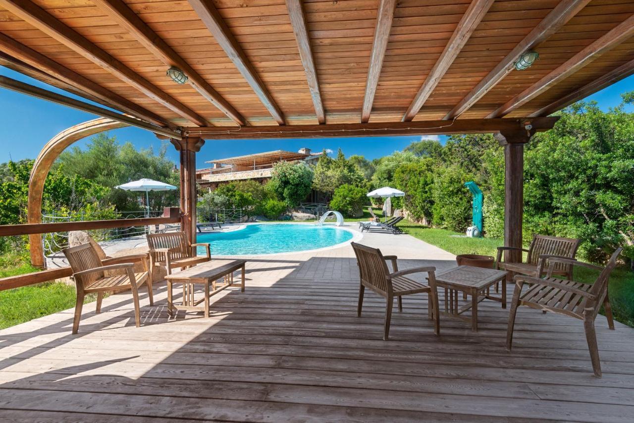 Affittacamere S'Alzola Porto Rotondo Exterior photo