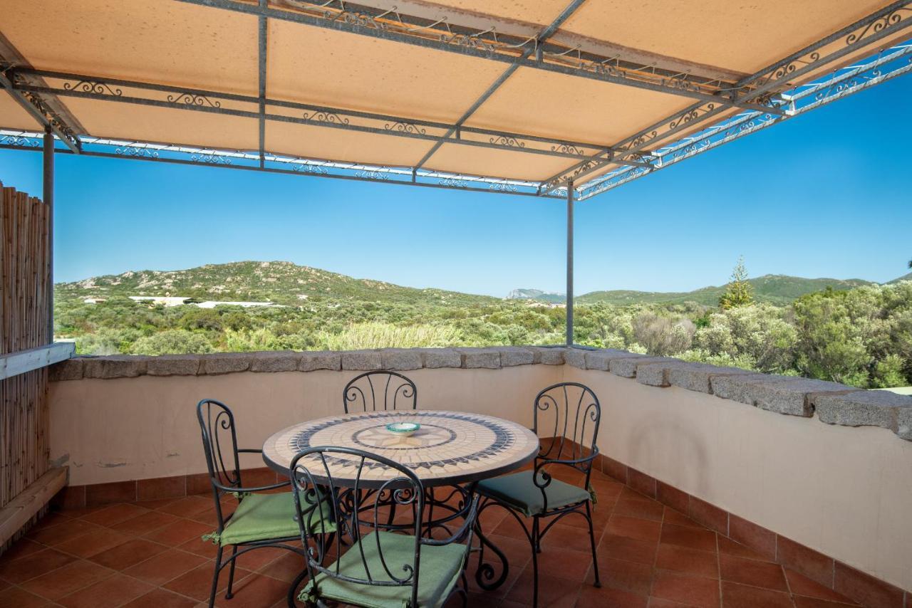 Affittacamere S'Alzola Porto Rotondo Exterior photo