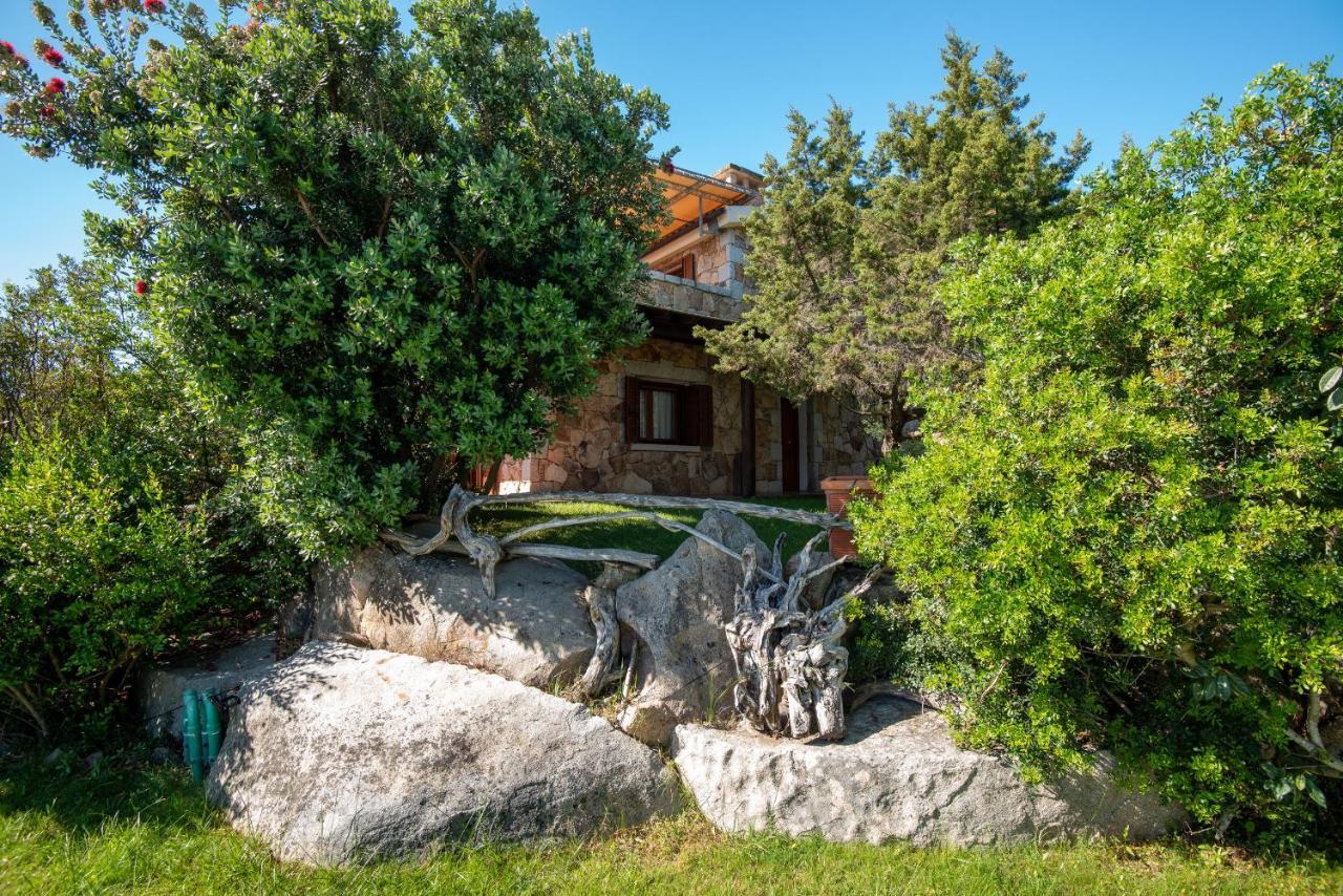 Affittacamere S'Alzola Porto Rotondo Exterior photo