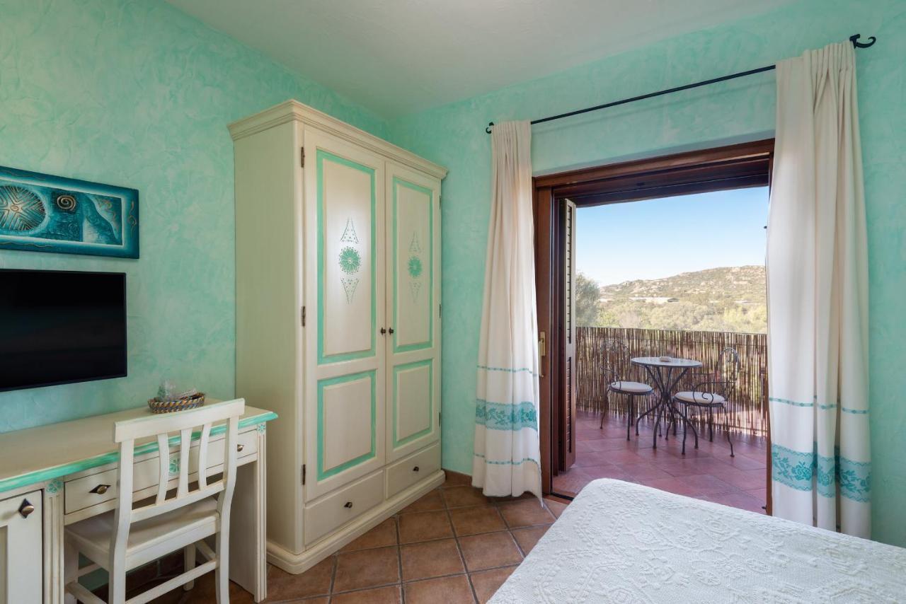 Affittacamere S'Alzola Porto Rotondo Exterior photo